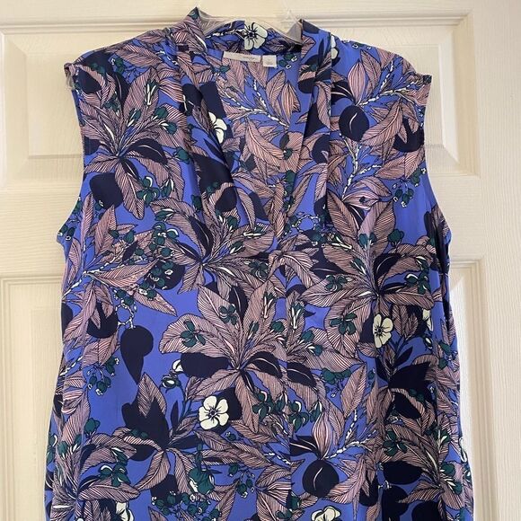 21-💼Like New Halogen Top Sleeveless, V-neck - Picture 7 of 7